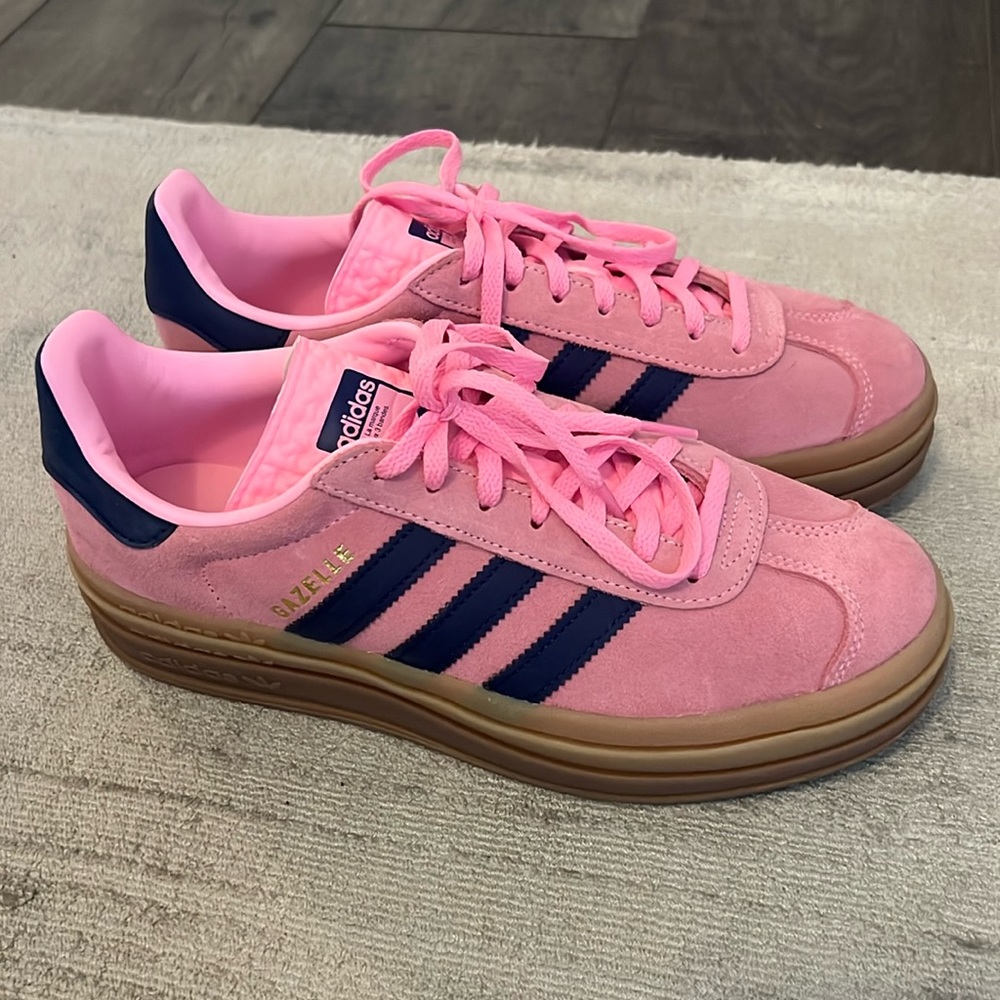 Adidas gazelle platform in Pink Glow size 8 worn once